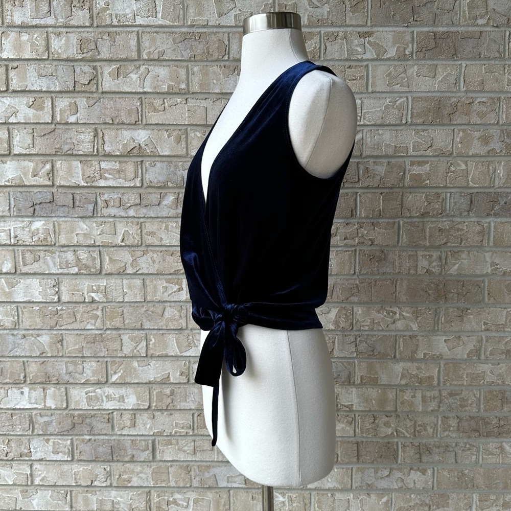 Aqua V Neck Velvet Top Blouse Size S 🌸 - Picture 5 of 7